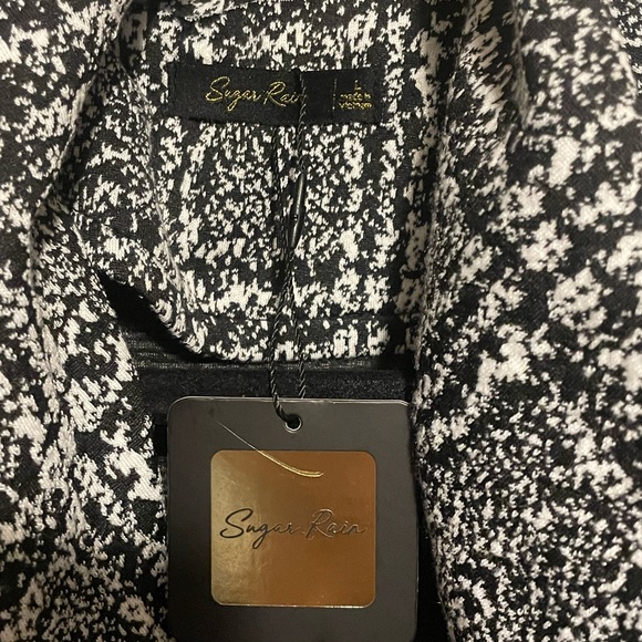 NWT wrap jacket. - Picture 2 of 3